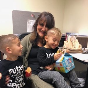 Meet your Posher, Michele